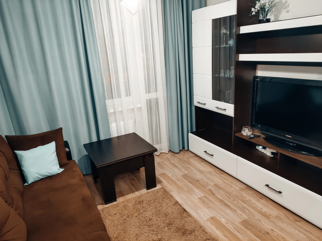 Апартаменты Color City 2+2