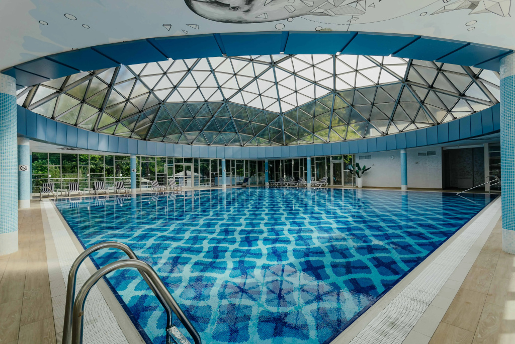 Отель Amra Park Hotel & Spa