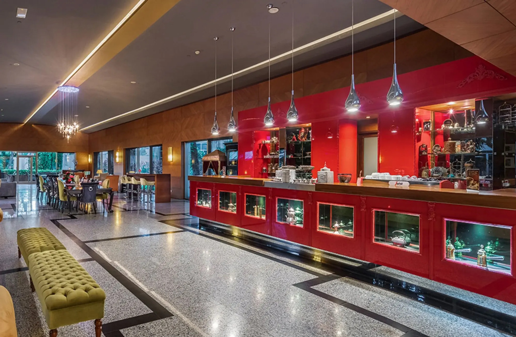 Rixos Sungate - The Land of Legends Access