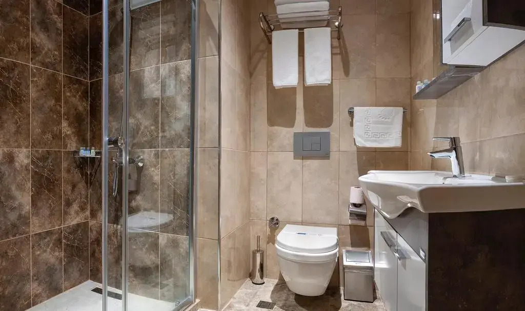 Отель Vitabella Suites