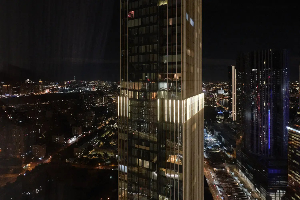 Апартаменты Sky City Moscow Уютная студия на 51 этаже с уникальным видом на все башни Москва Сити!