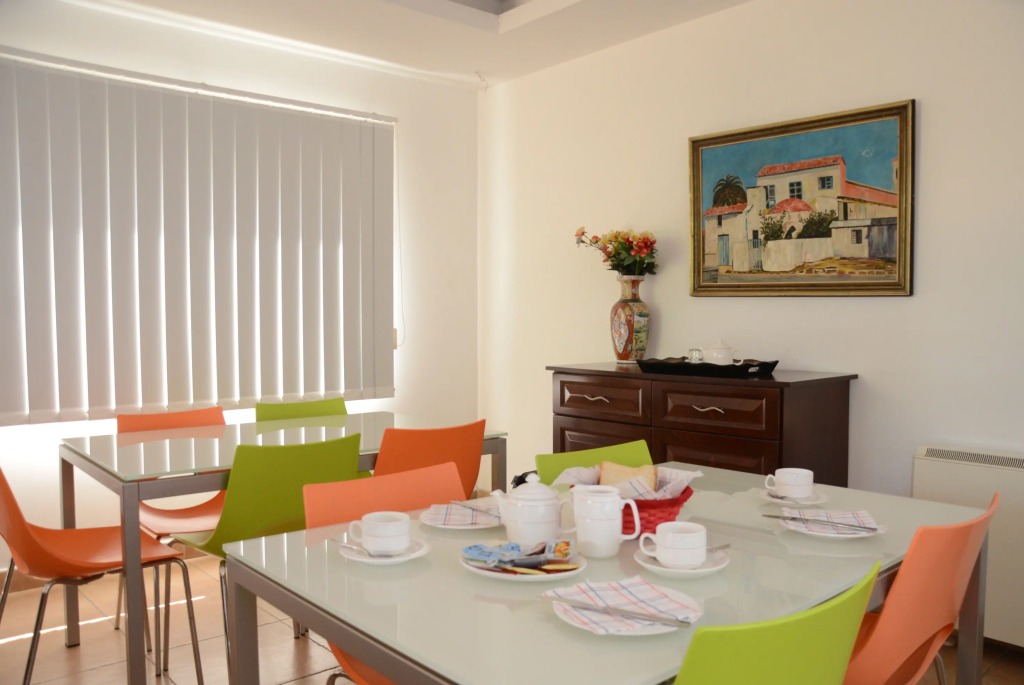 Rebioz Hotel