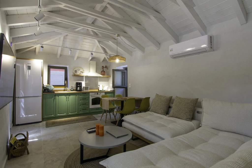 Частный дом Olive Grove by the Sea Kardamyli