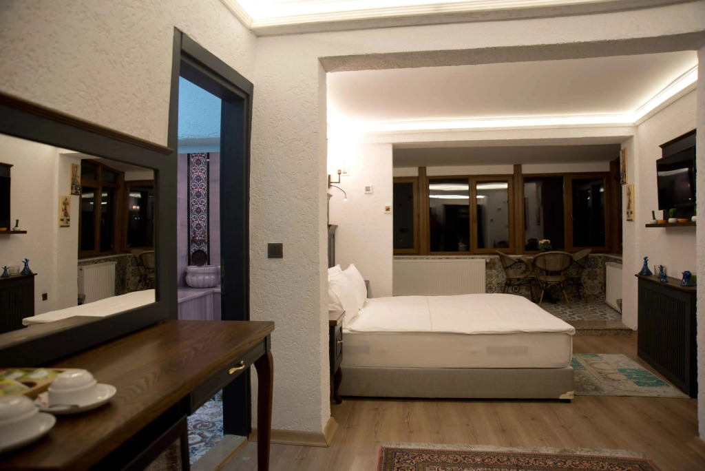 Big Orange Hotel Old City