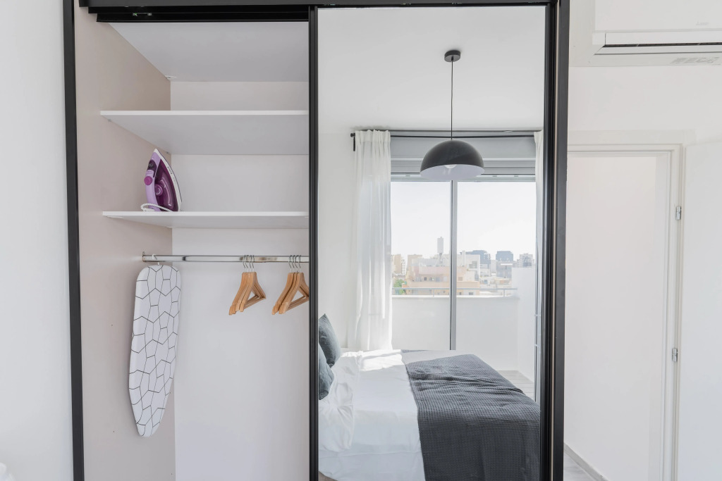 Апартаменты Blueground at Florentine Penthouse 3 Balconies ID21