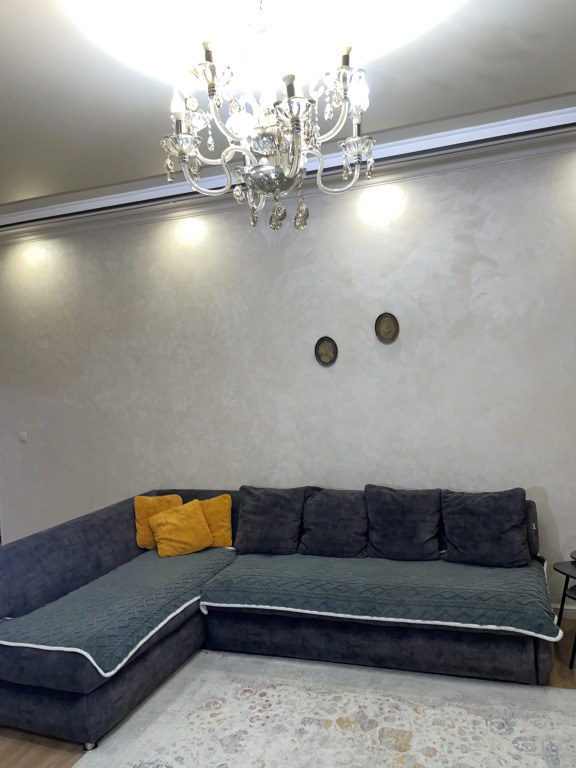 V Samom Tsentre Sukhuma Flat