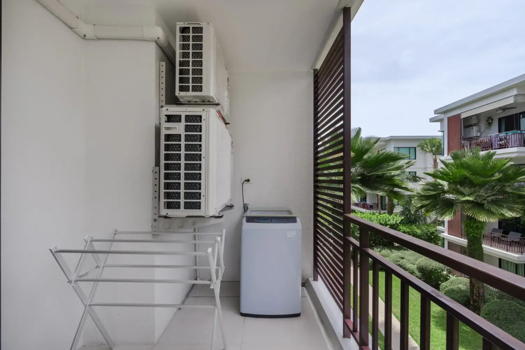 Апартаменты Suite Selayar Rawai Beachfront Title Condo