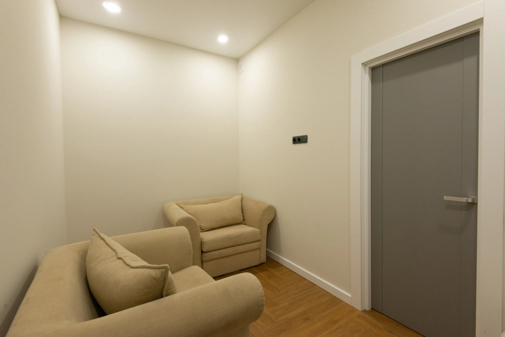 Квартира Three-Bedroom Apartment for 2+2+2 by Lo Apartments