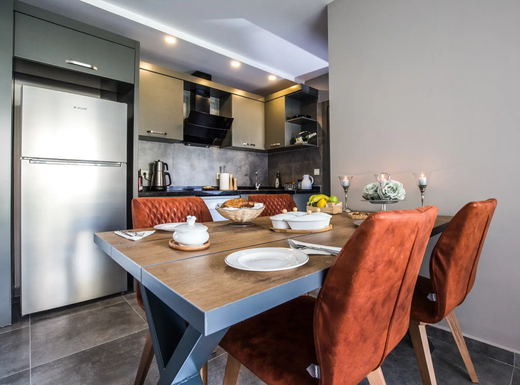 Lara Beach Homes