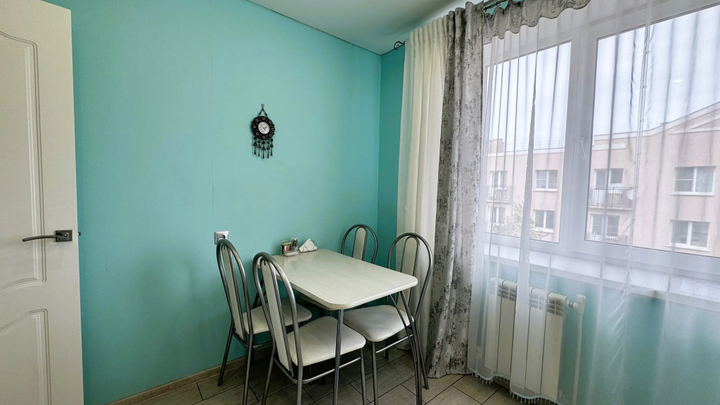 Квартира Right Room на Братьев Луканиных 11