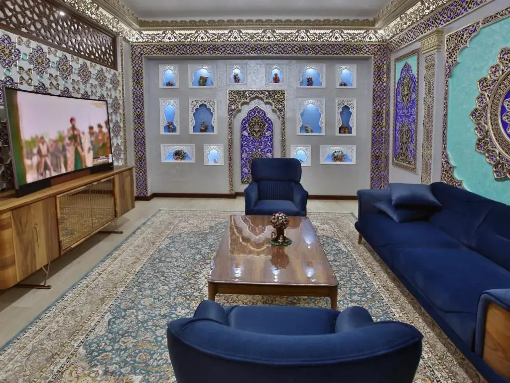 Отель Paradise Plaza Luxury