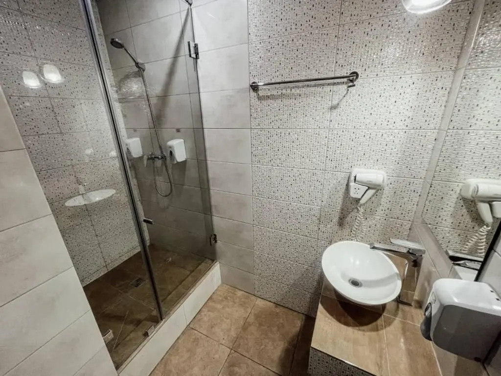Отель Астра
