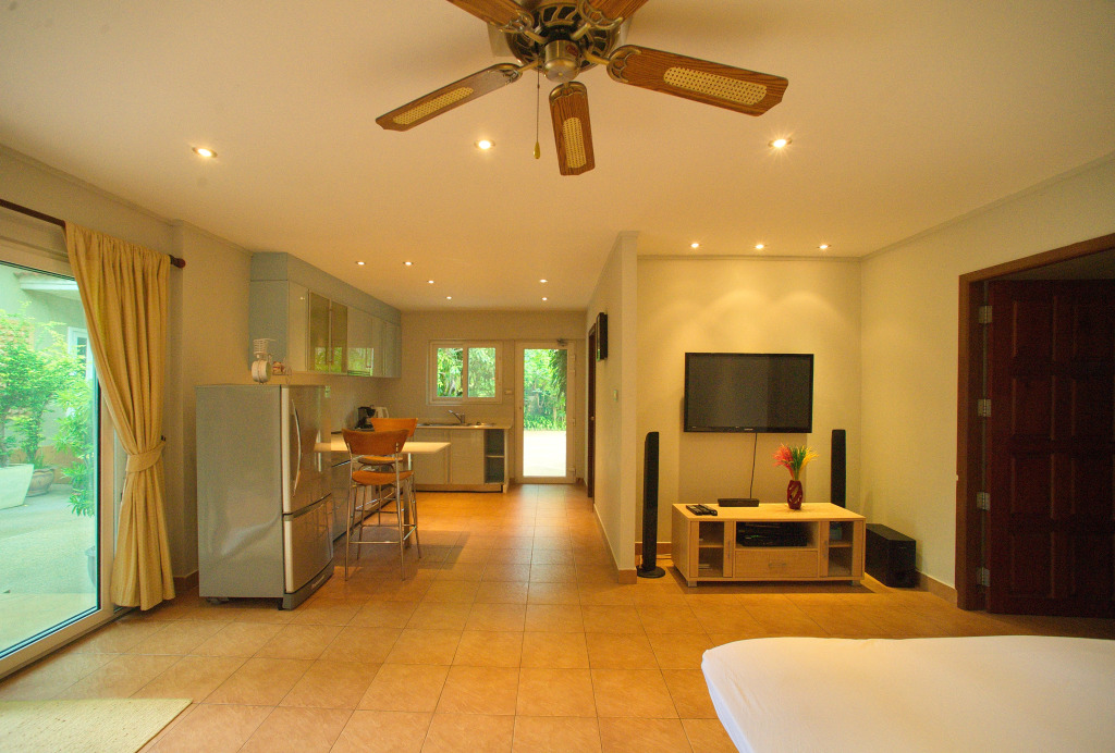 Beachfront Art Villa Samui