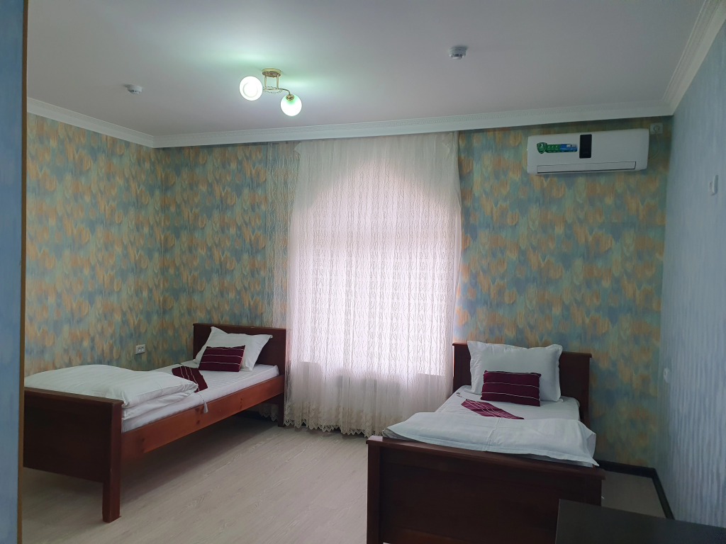 Qamar Hotel