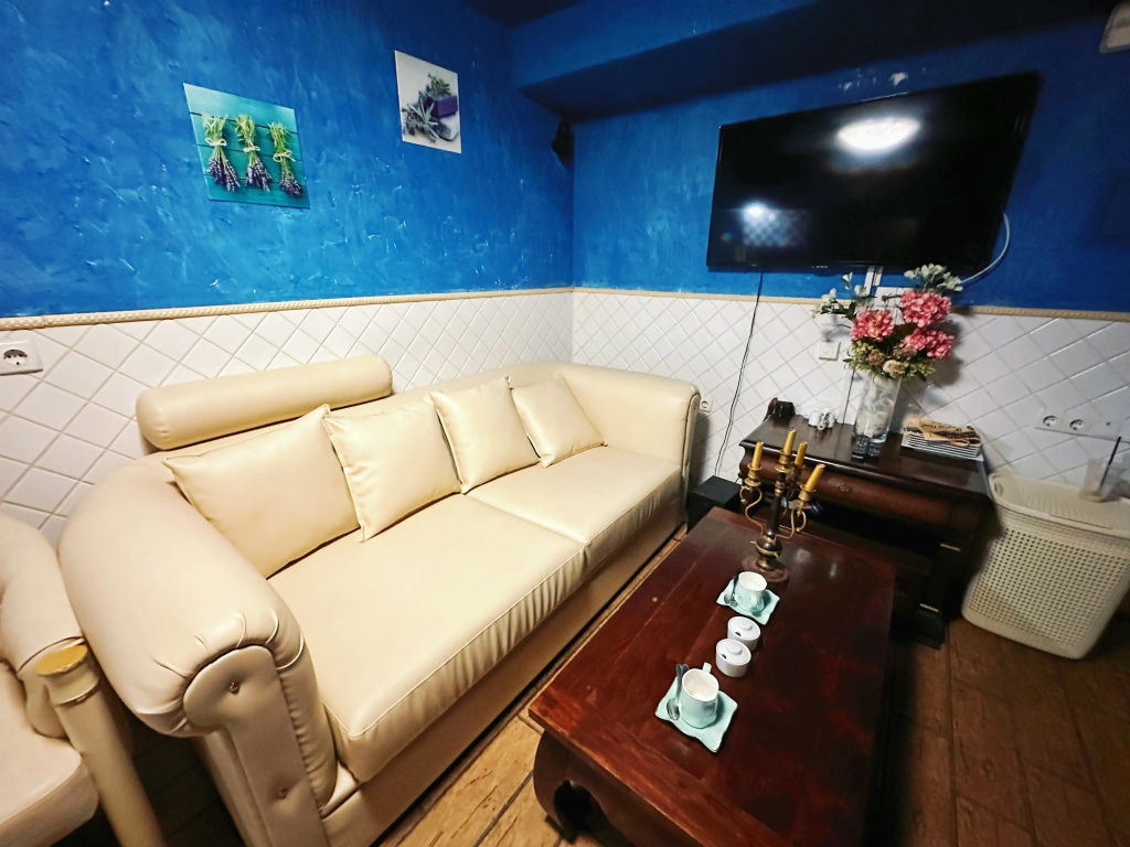 Mare Nero Living quarters