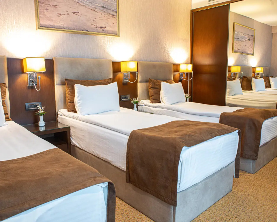 Diamond Hotel