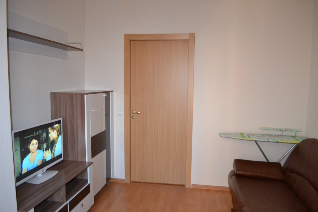 Apartment Gut