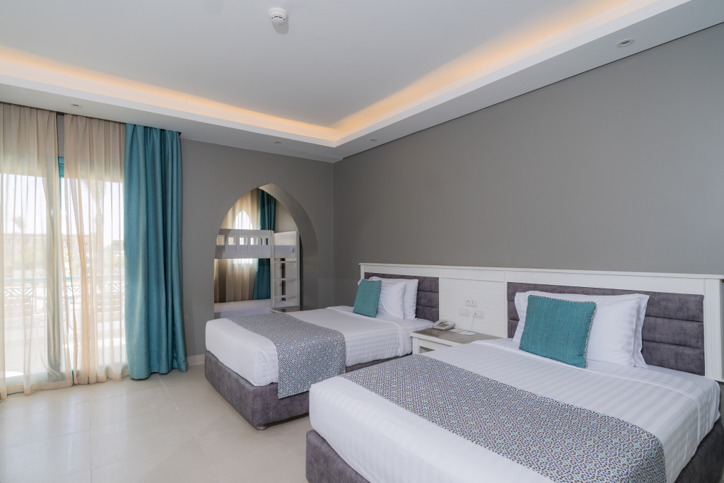 Sunrise Garden Beach Resort