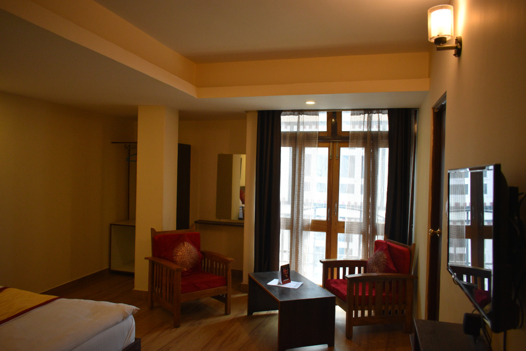 Hotel The Narayani Continental