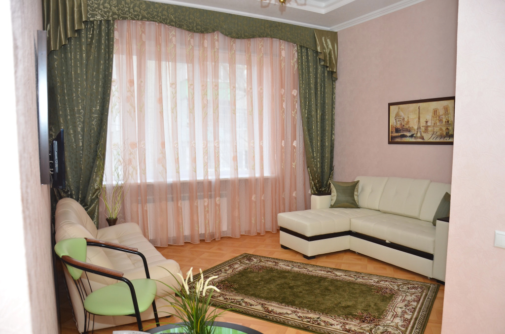 Отель Мира