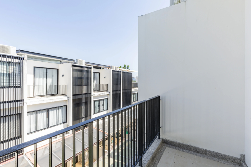 Апартаменты Awesome 3bd Townhouse with a patio