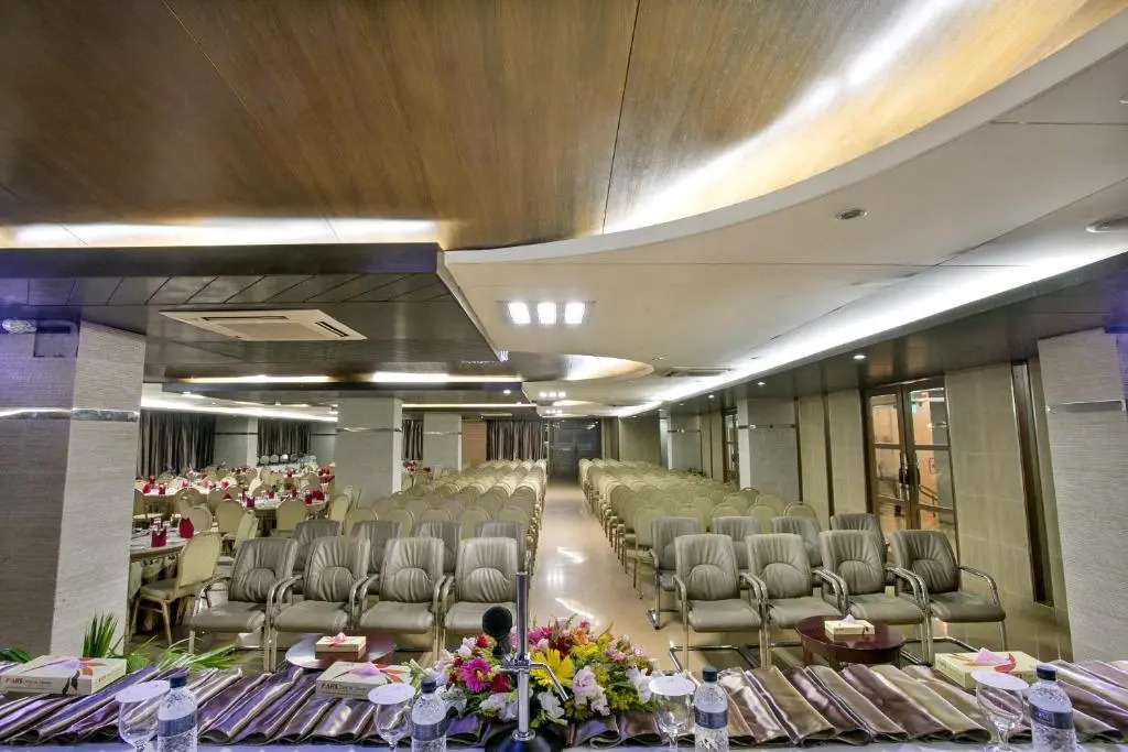 FARS Hotel & Resorts - BAR-Buffet-Pool-SPA