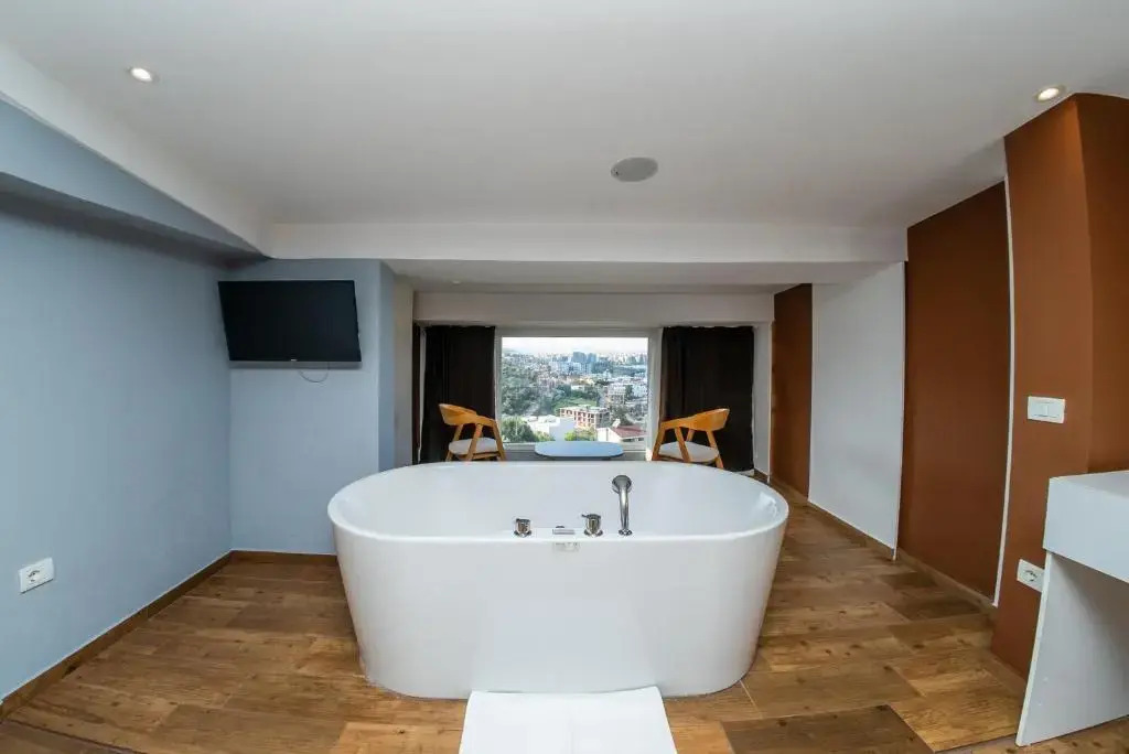 Olivar Hotel Tirana