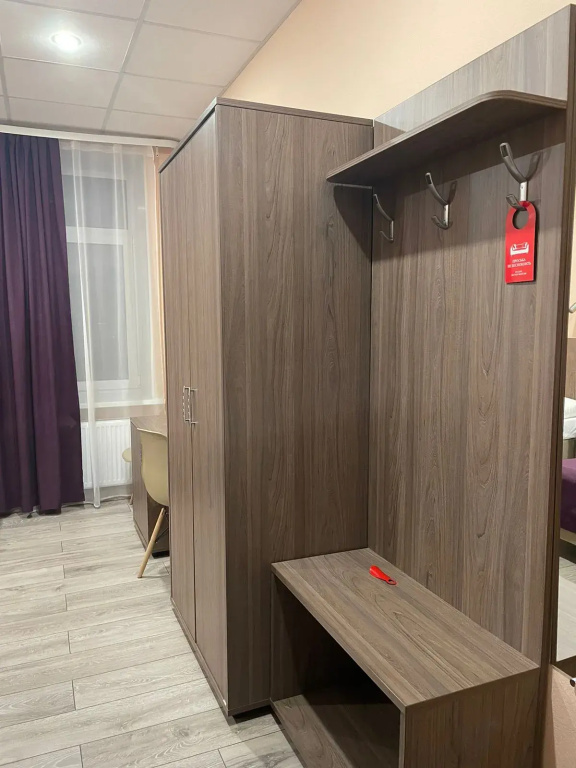Отель Велл