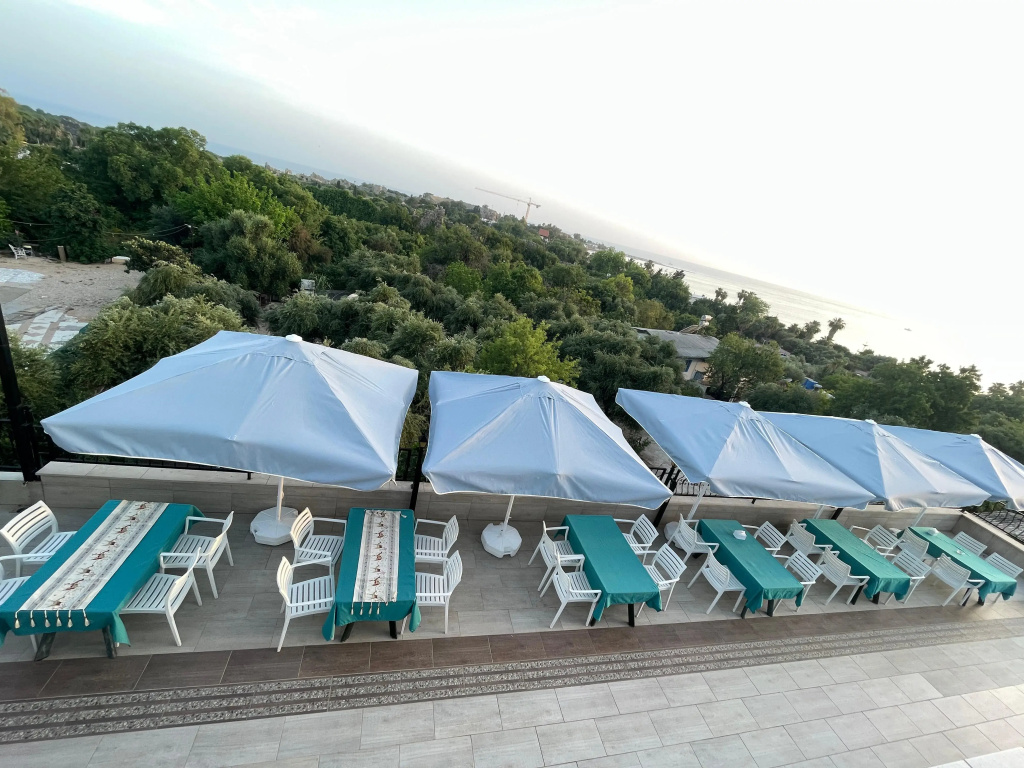 Beachway Hotel