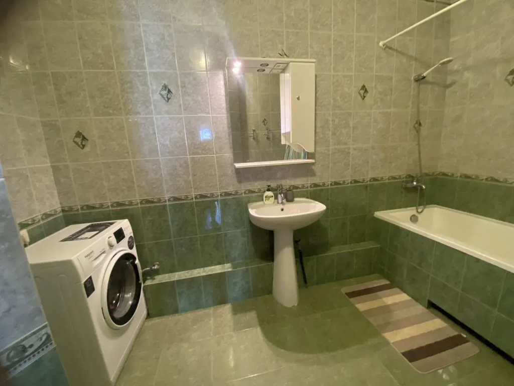 Квартира c Рeмонтoм в Элитнoм Домe