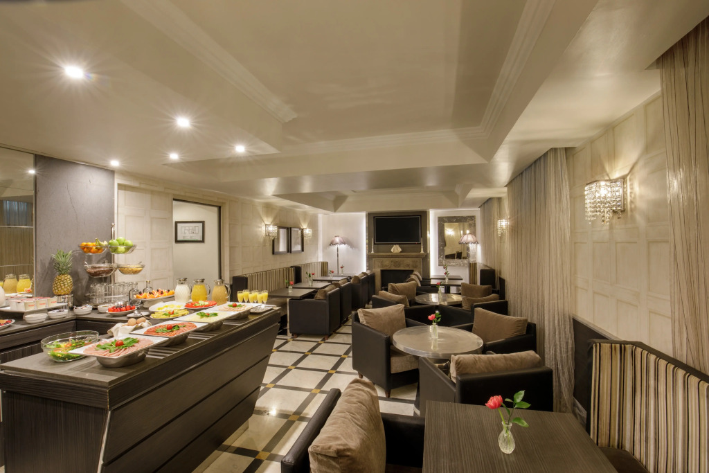 Hotel Royal Court
