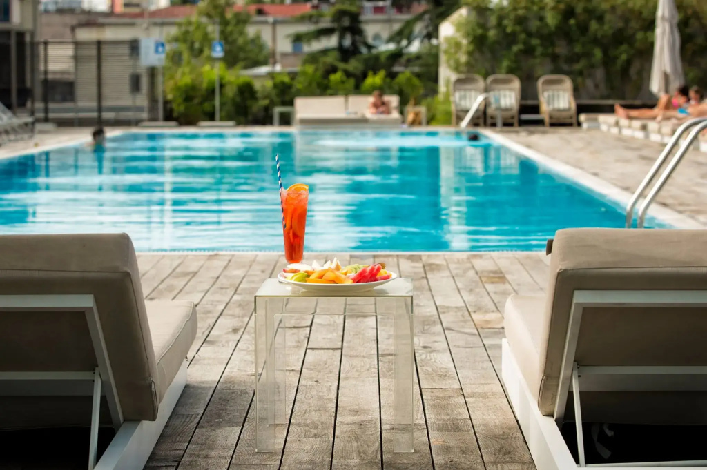 Holiday Inn Тбилиси