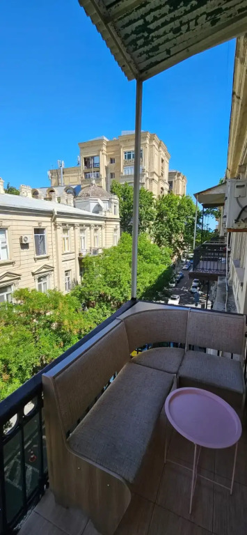 Отель NH Old City Hotel