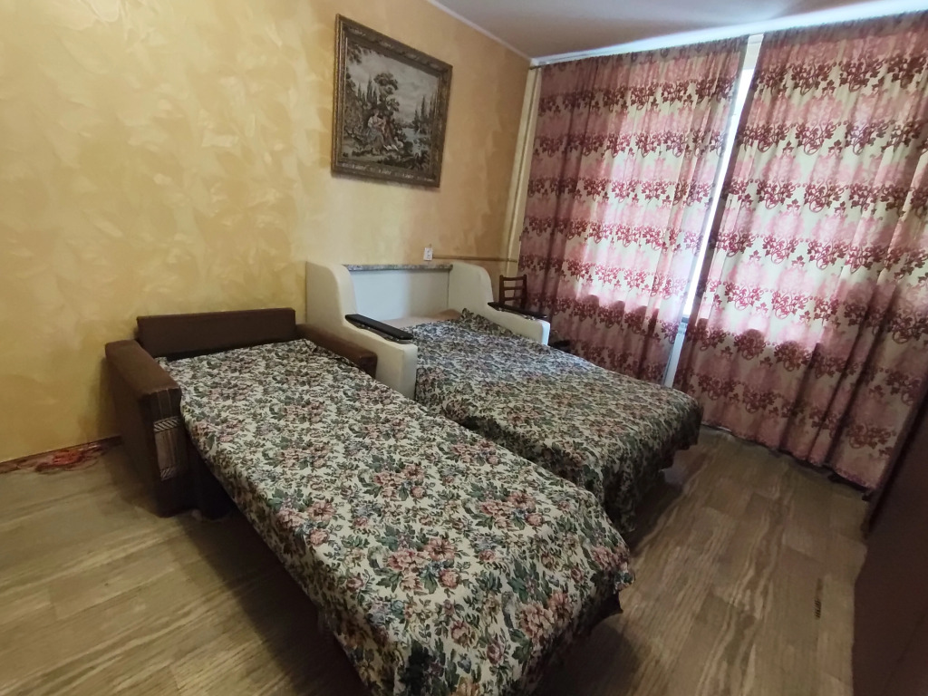 Квартира Трёхкомнатная в СПб