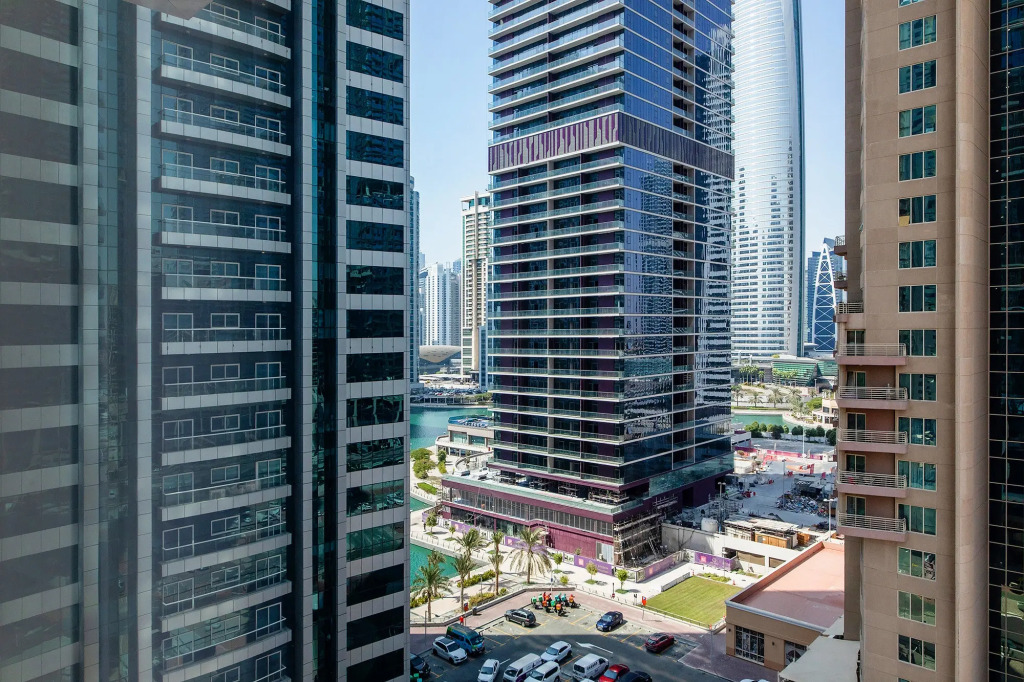 Апартаменты ME DO RE Jumeirah Lake Towers
