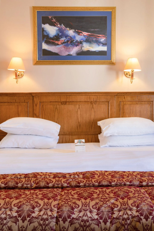 Bristol Hotel