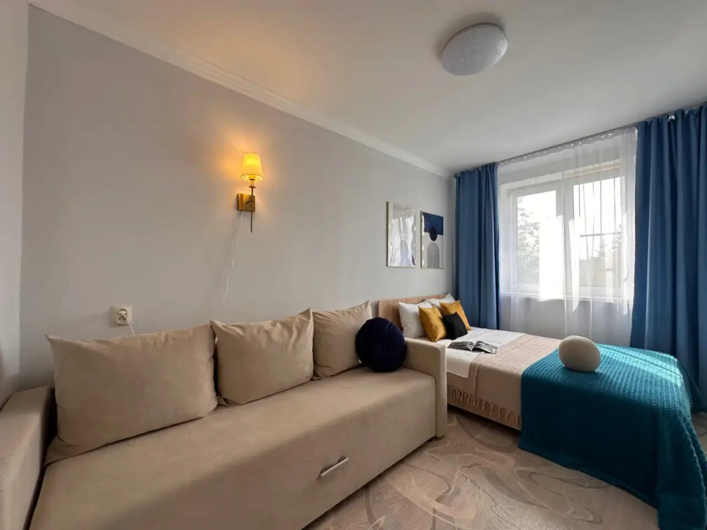 Apartament 52 на улице Челюскинцев 15