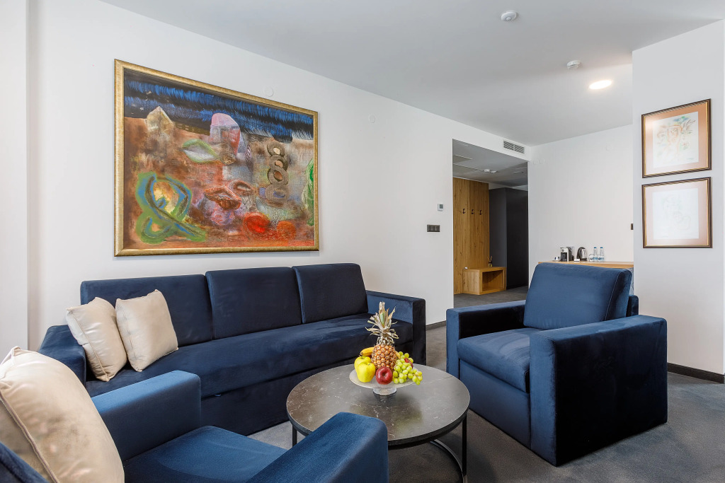 Blue Star Luxury Hotel