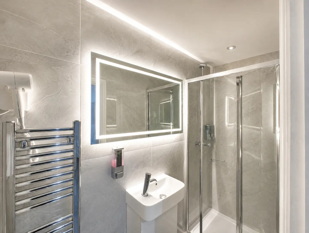 The Broadway Hotel - London Heathrow