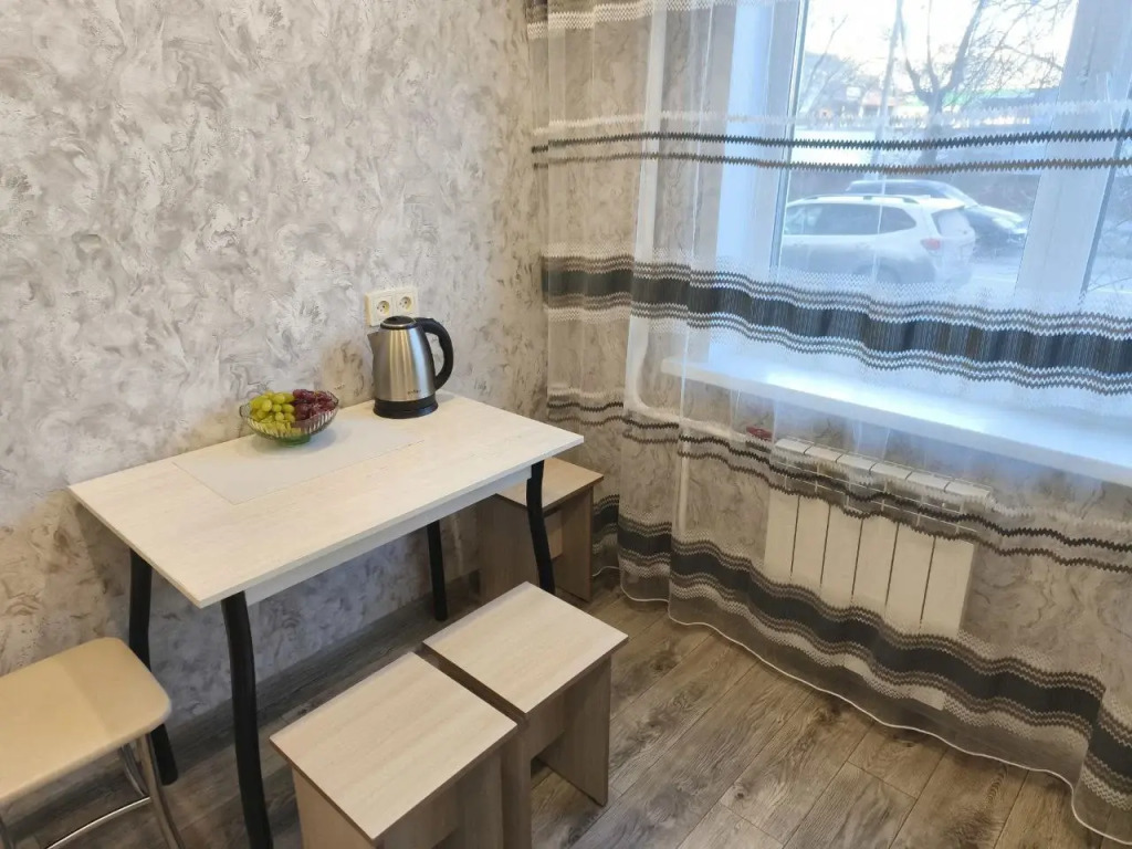 Квартира трёхкомнатная вблизи Сквера Энтузиастов