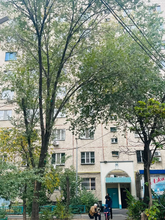 YourHouse (ЙоХаус) в микрорайоне Жетысу-2 69
