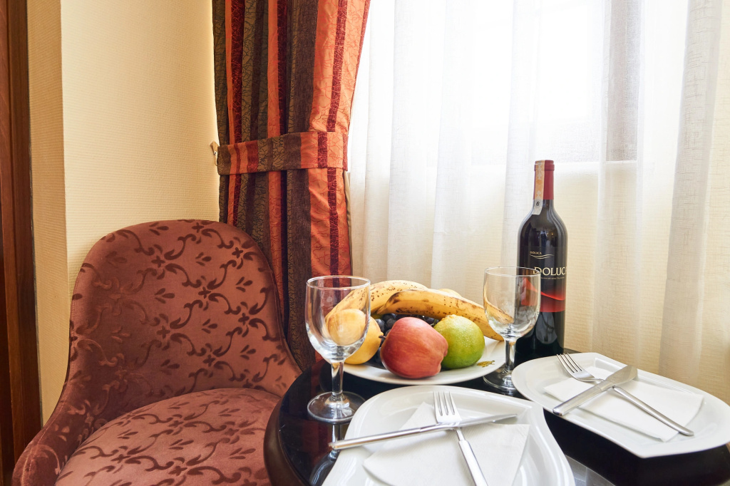 Отель Amber Hotel Istanbul