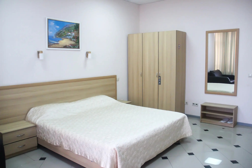 Гостиница Сокол