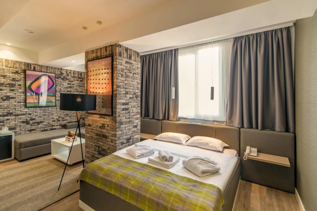 Отель Belgrade Inn