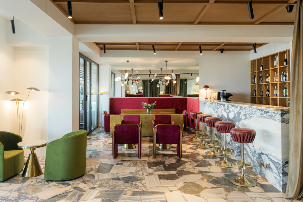 Castor & Pollux Hotel