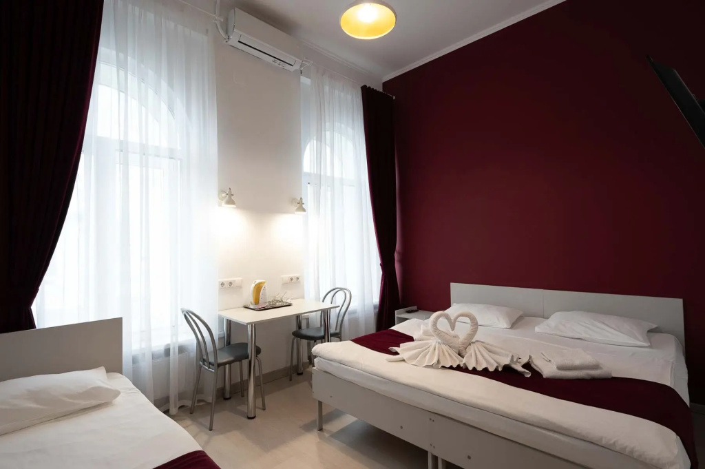 Отель IQHotel