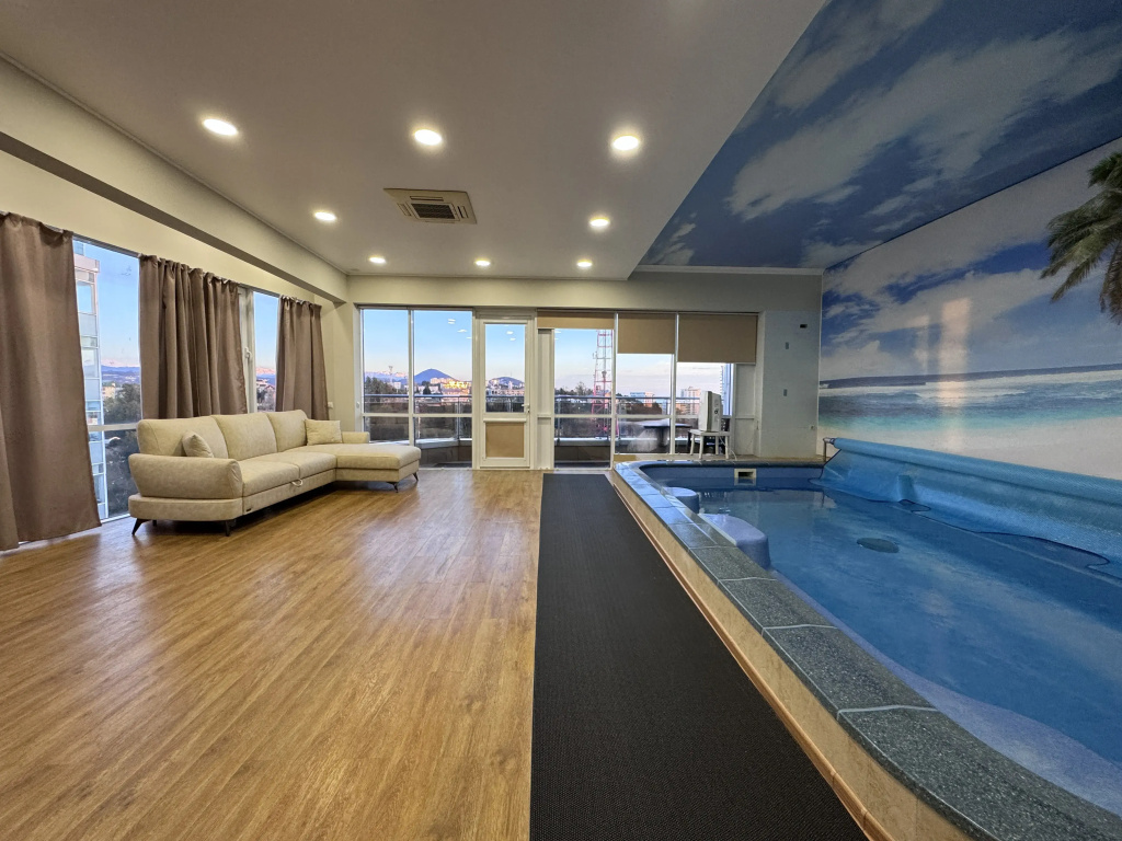 VeryHotel