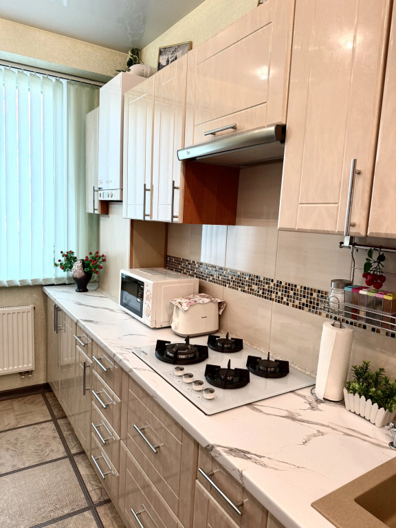 Vblizi Korolevskikh Vorot Apartments