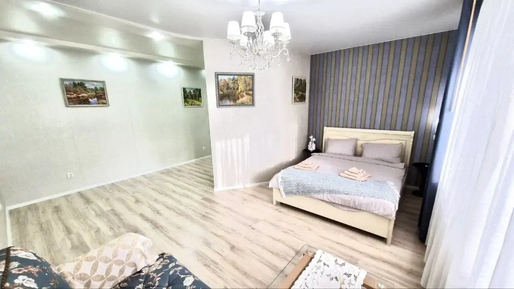 Квартира просторная в центре с парковкой и джакузи