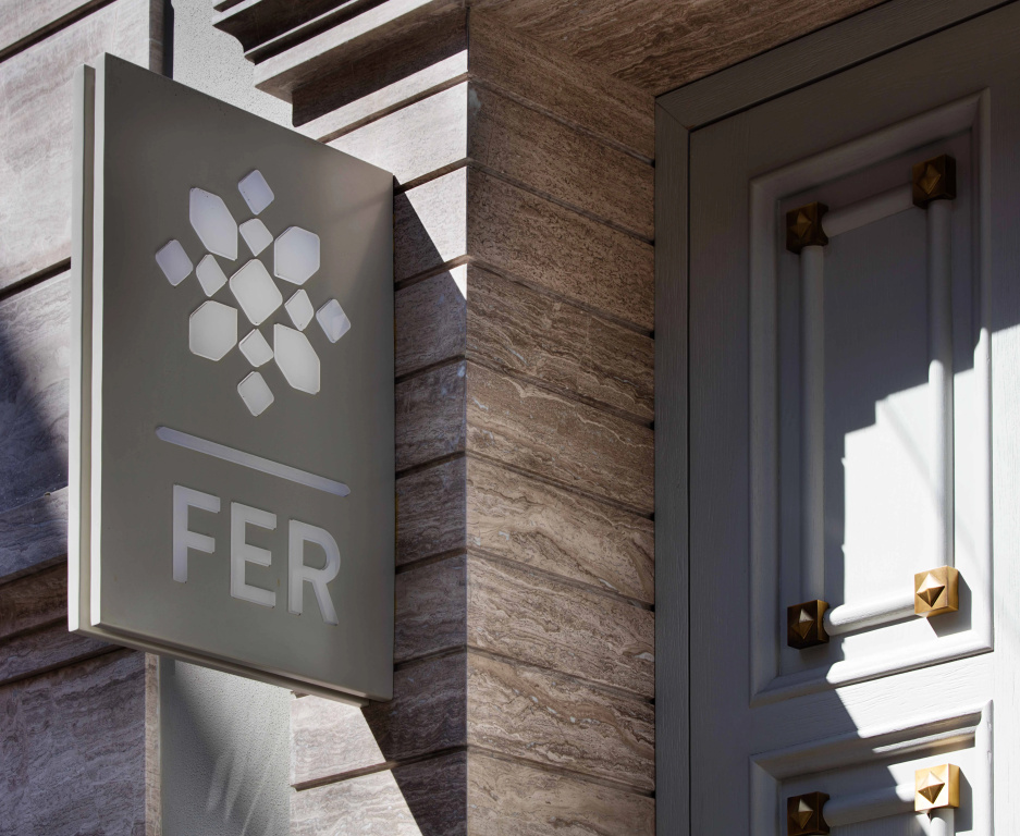 Отель Fer Hotel